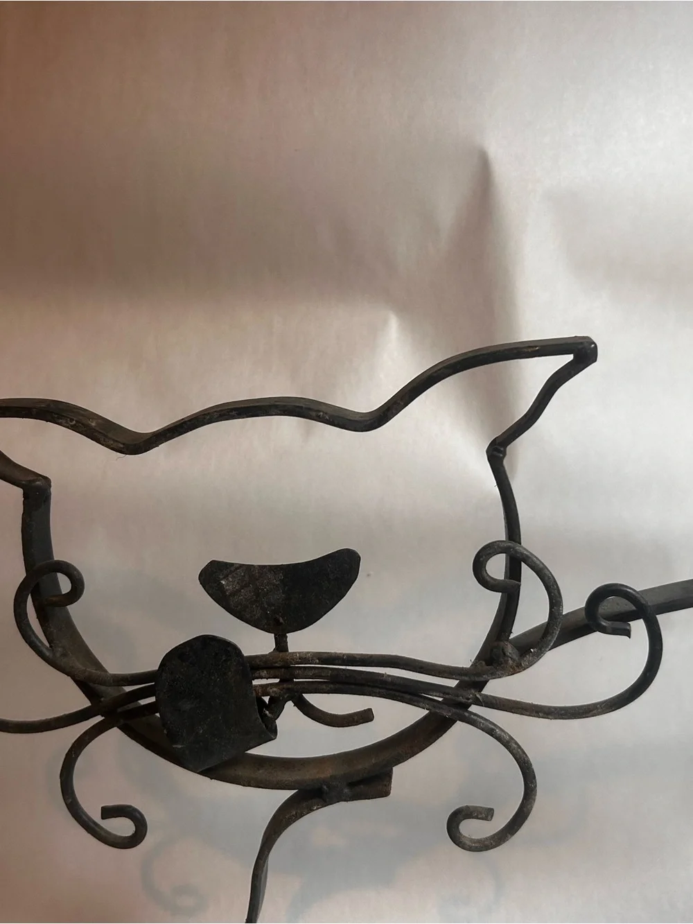 Freestanding Metal Whimsical Cat Candle Holder 18x7x10